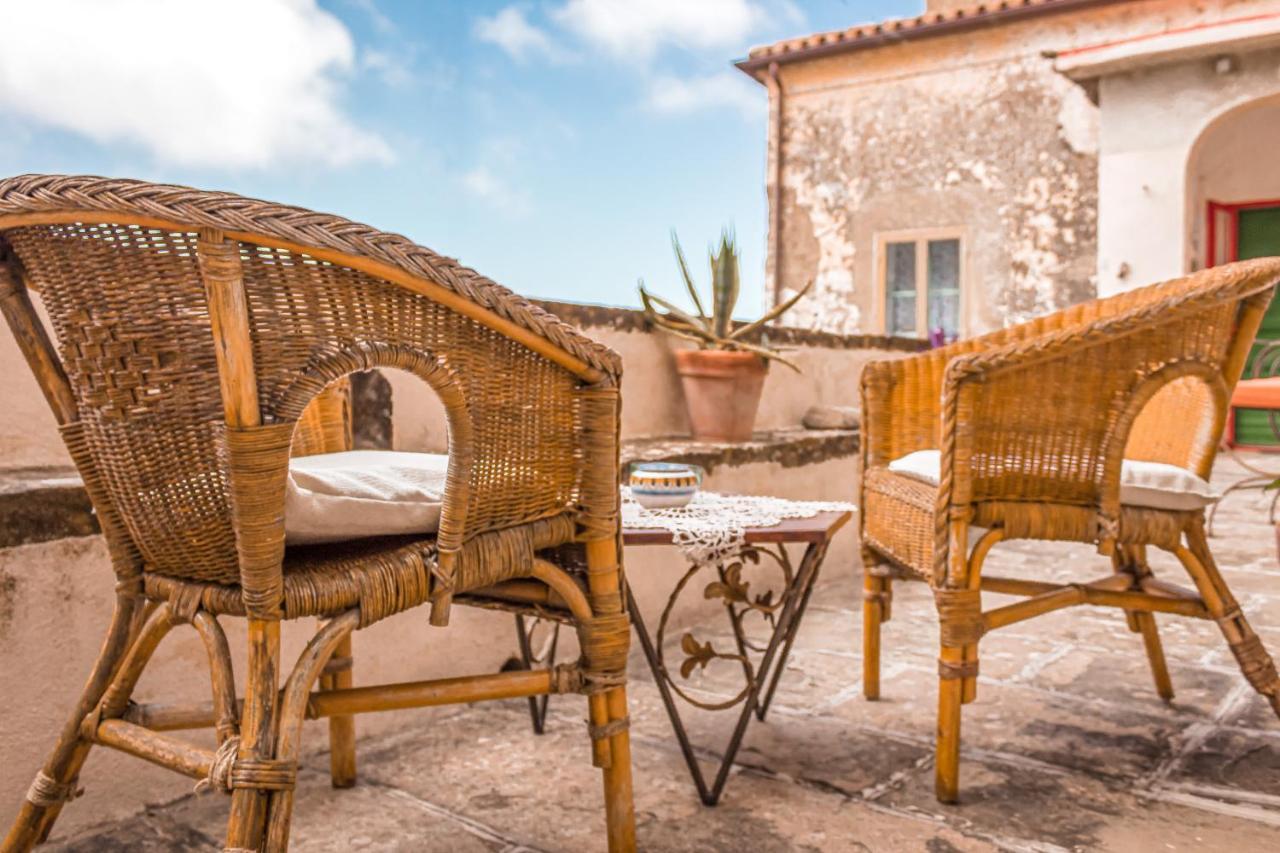 Palazzo Pascale Bed & Breakfast Casal Sottano Ngoại thất bức ảnh